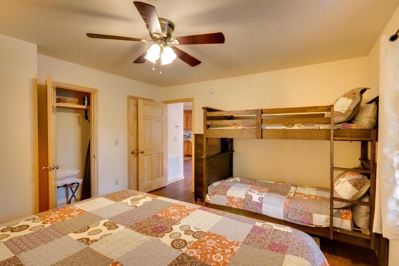 Cozy Bryson City Cabin On Tuck River With Fire Pit! Eksteriør bilde